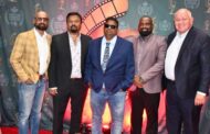 ரொறன்ரோ சர்வதேச தமிழ்த் திரைப்பட விழாவின் அங்குரார்ப்பண வைபவத்தில் கலந்துகொண்ட தமிழ்த் திரை இசையமைப்பாளரும் இயக்குனருமாகிய மிஸ்கின் !
