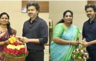 இடைத்தேர்தலில் வெற்றி பெற்ற எம்.எல்.ஏக்கள் மரகதம் குமரவேல், சத்தியபாமா முதல்-அமைச்சரிடம் வாழ்த்து பெற்றனர்