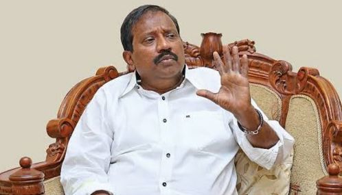 அம்பத்தூர் தூய்மை பணியாளர் ஊதிய முறைகேடு தொடர்பாக ஆணையரிடம் கராத்தே தியாகராஜன் புகார் அளித்தார்