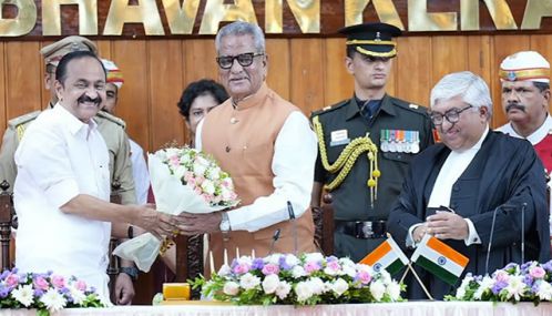 கேரளத்தின் புதிய ஆளுநராக ஓம் பிரகாஷ் மாத்தூர் பதவியேற்றார்