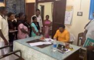 இலங்கை தமிழரை காலணியால் தாக்க முயன்ற சம்பவம்  தொடர்பாக மண்டபம் இலங்கை தமிழர் முகாமில் மறுவாழ்வு  ஆணையர் நேரில் ஆய்வு