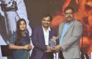 வெற்றிகரமாக நடைபெற்ற ரொறன்ரோ 'லத்திகா புறடக்‌ஷன்ஸ்' வழங்கிய பாடகர் கிறிஸ் மேடையில் மகிழ்வித்த KRISH - Live in Toronto-2026 'இசையின்பம்'!
